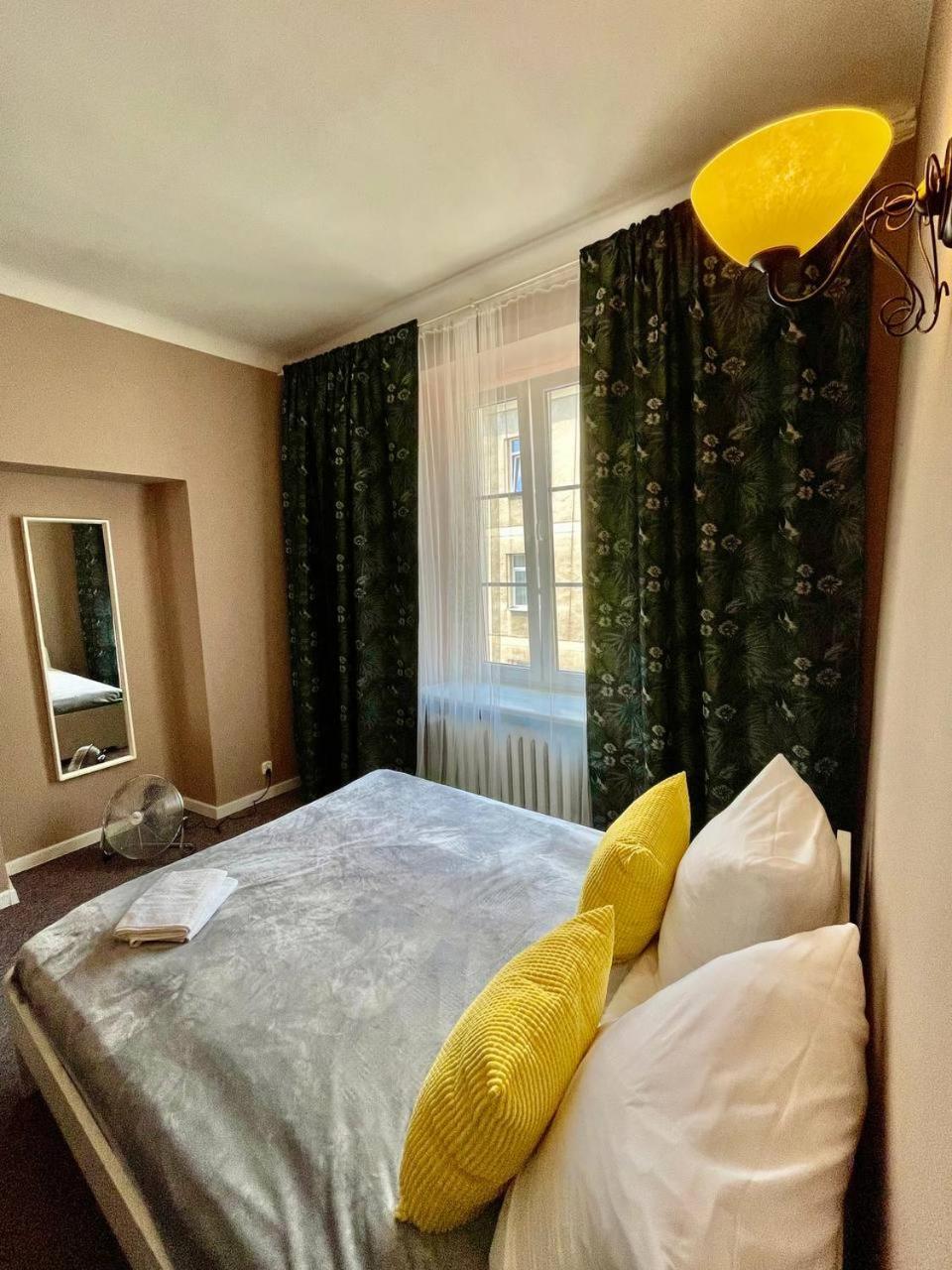Backpack Apart Rooms Warsaw Bilik gambar